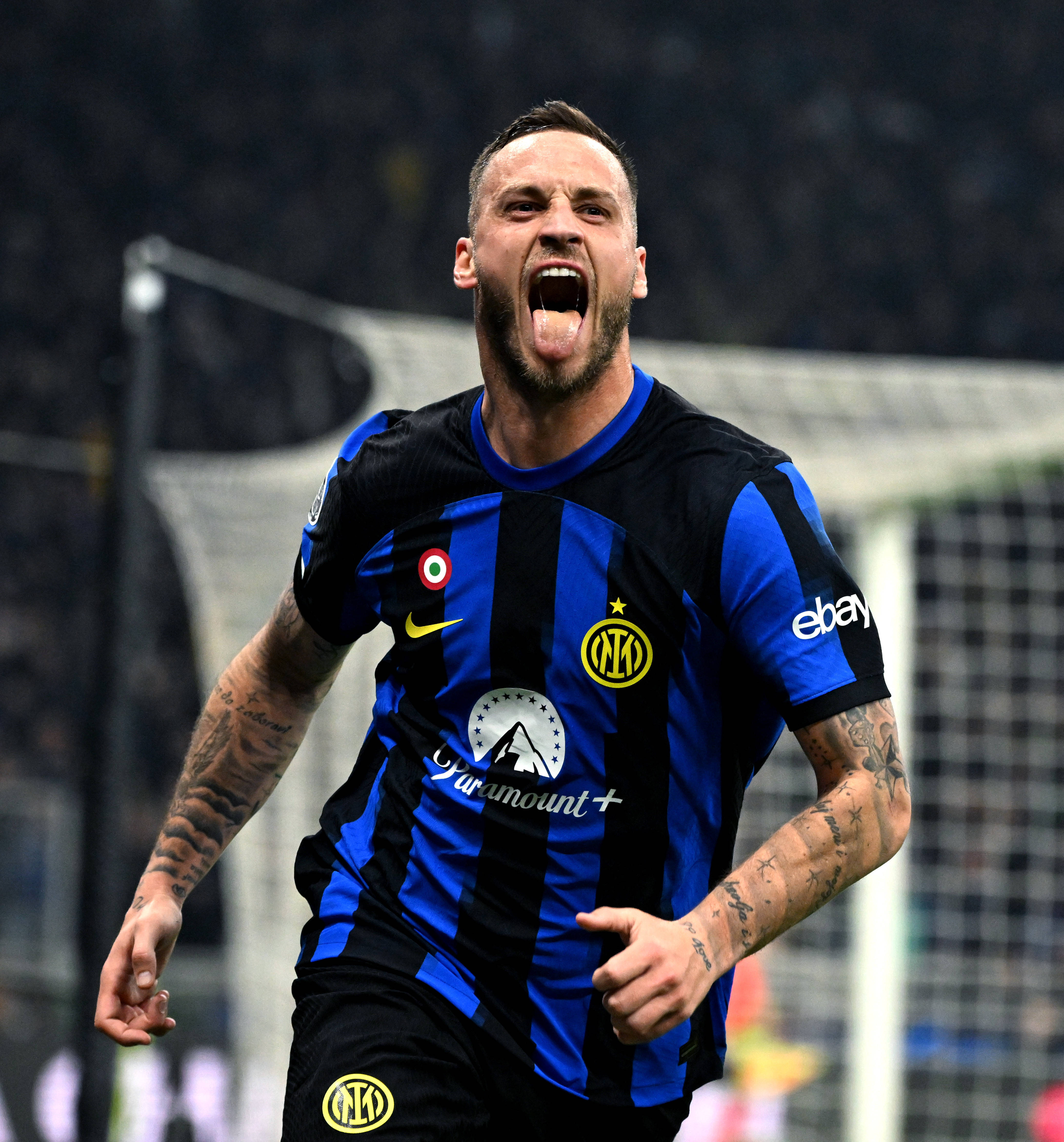 都灵vs科莫：杜万-萨帕塔、弗拉希奇首发，莫拉塔、尼科-帕斯出战（都灵对阵科莫：杜万-萨帕塔、弗拉希奇先发，莫拉塔与尼科-帕斯登场）