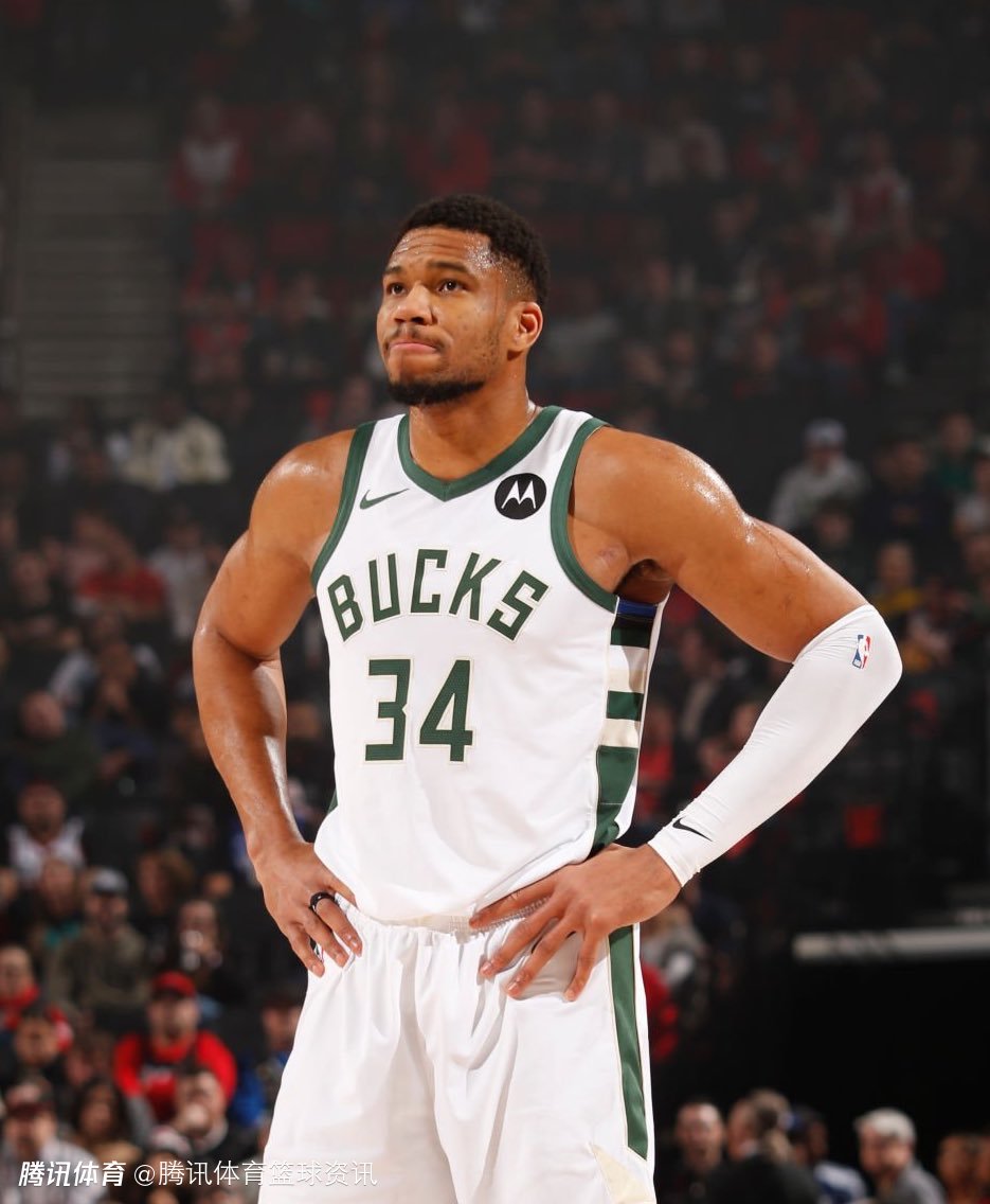 TA：齐尔克泽正处于职业生涯十字路口，未来三月对他至关重要（TA：齐尔克泽迎来职业抉择期，未来三个月至关重要）