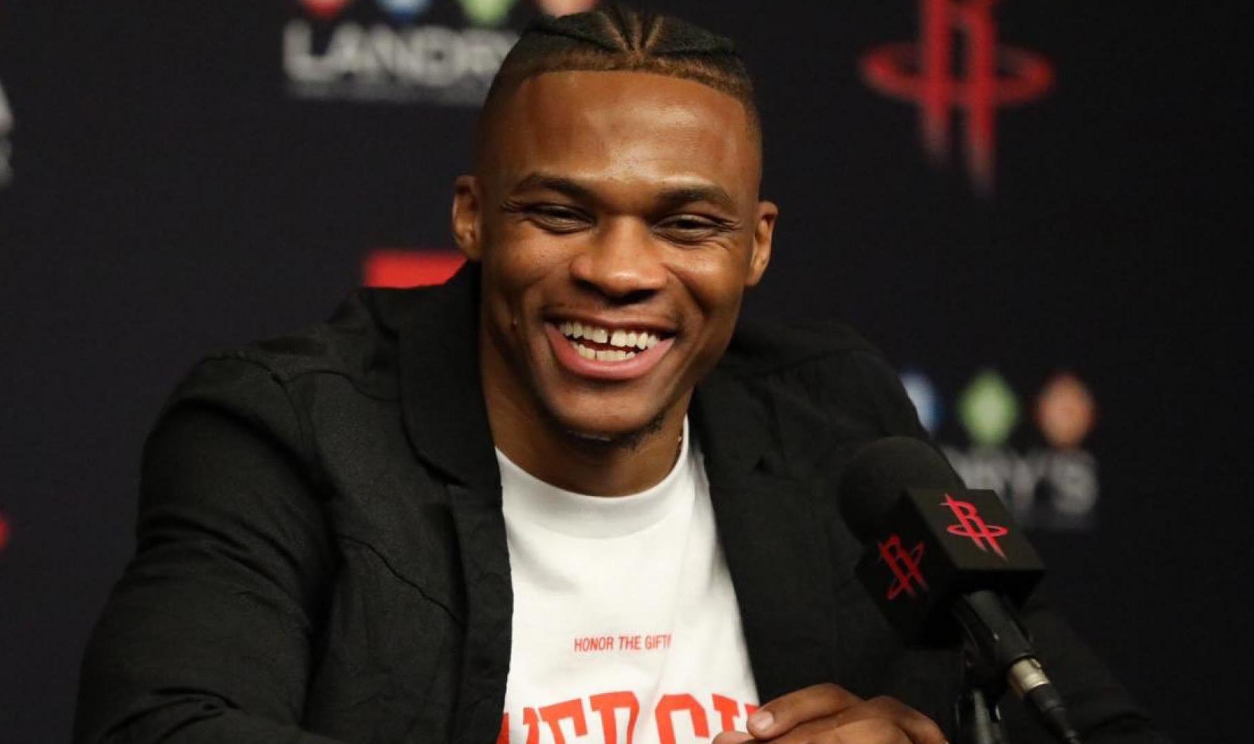 全市场：意甲多家俱乐部有意齐尔克泽，曼联尚未批准其离队（全市场：齐尔克泽获多支意甲球队青睐，曼联暂未批准放行）